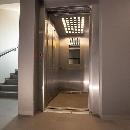 Apartament W Cieplicach Deluxe Jelenia Gora Dış mekan fotoğraf