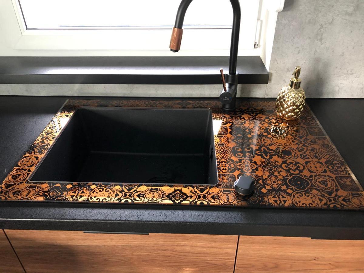 Apartament W Cieplicach Deluxe Jelenia Gora Dış mekan fotoğraf