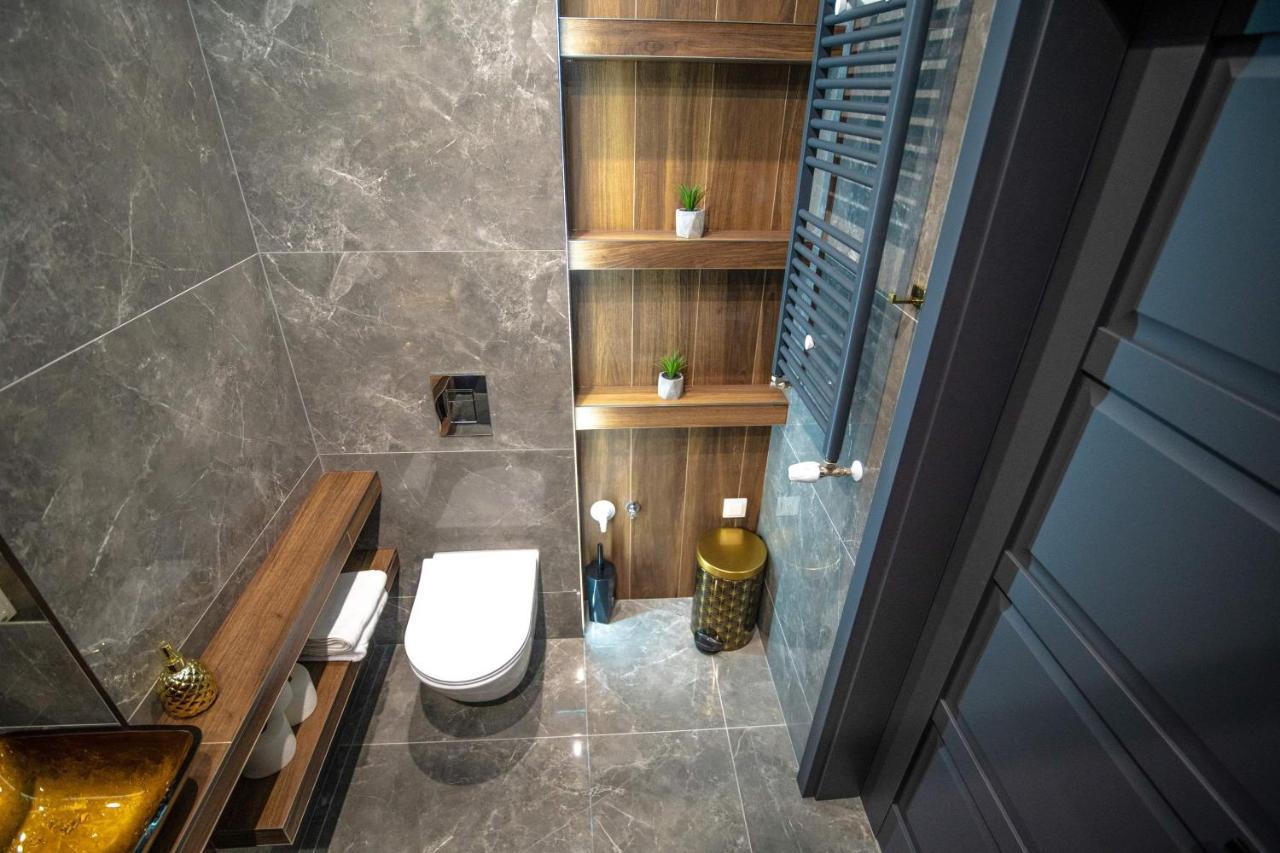 Apartament W Cieplicach Deluxe Jelenia Gora Dış mekan fotoğraf