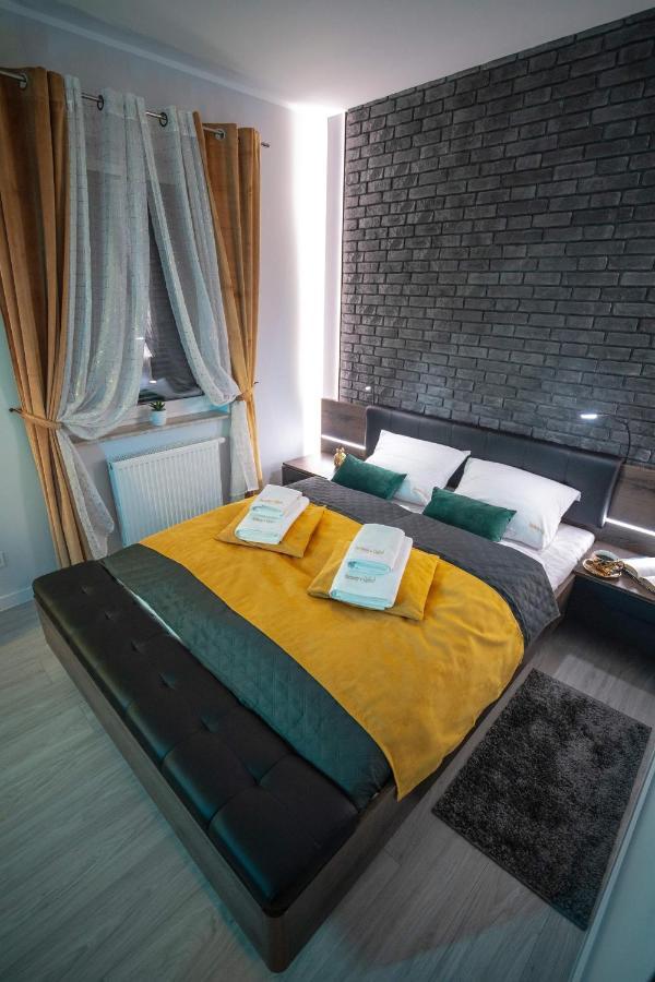 Apartament W Cieplicach Deluxe Jelenia Gora Dış mekan fotoğraf