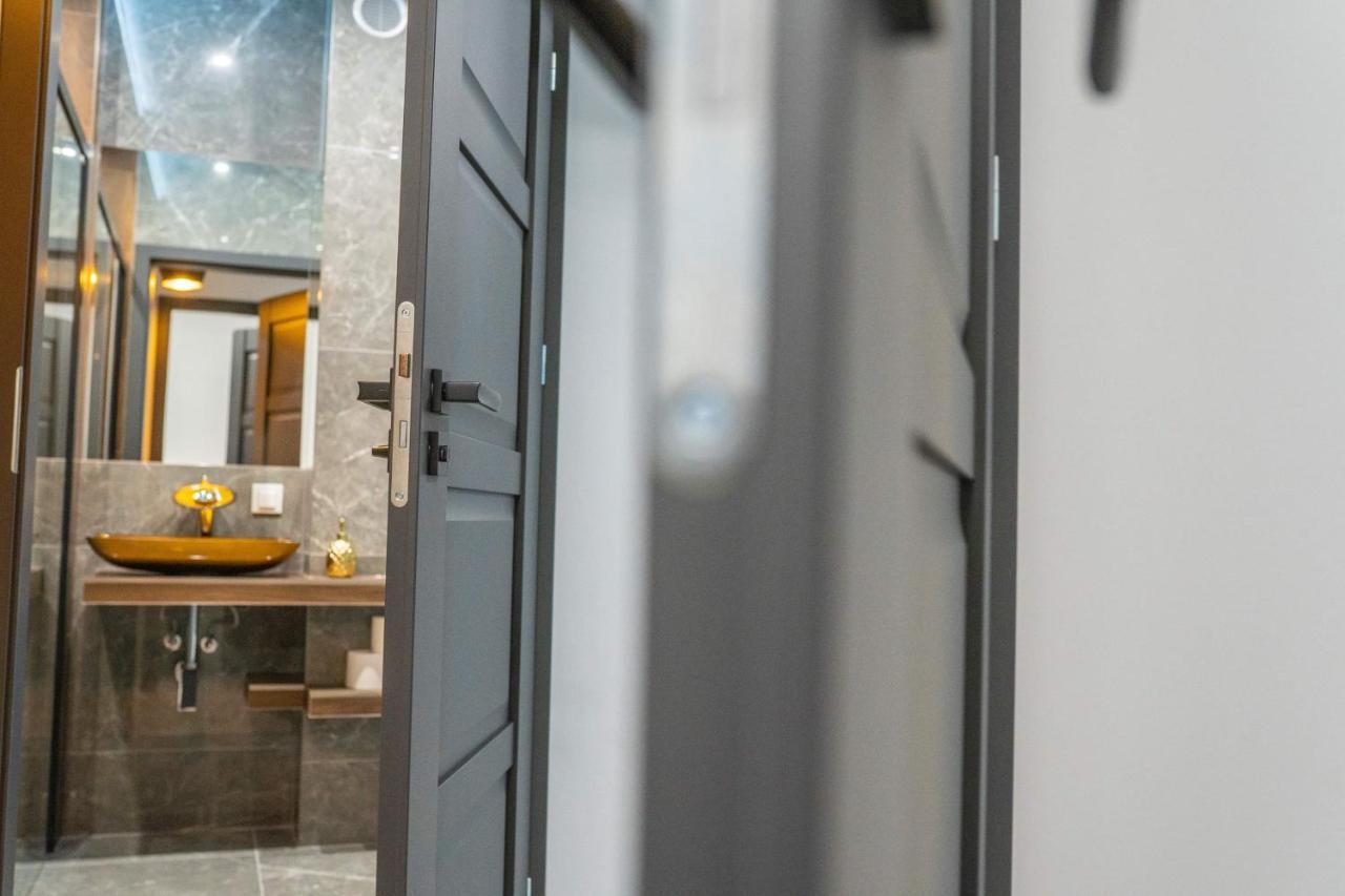 Apartament W Cieplicach Deluxe Jelenia Gora Dış mekan fotoğraf