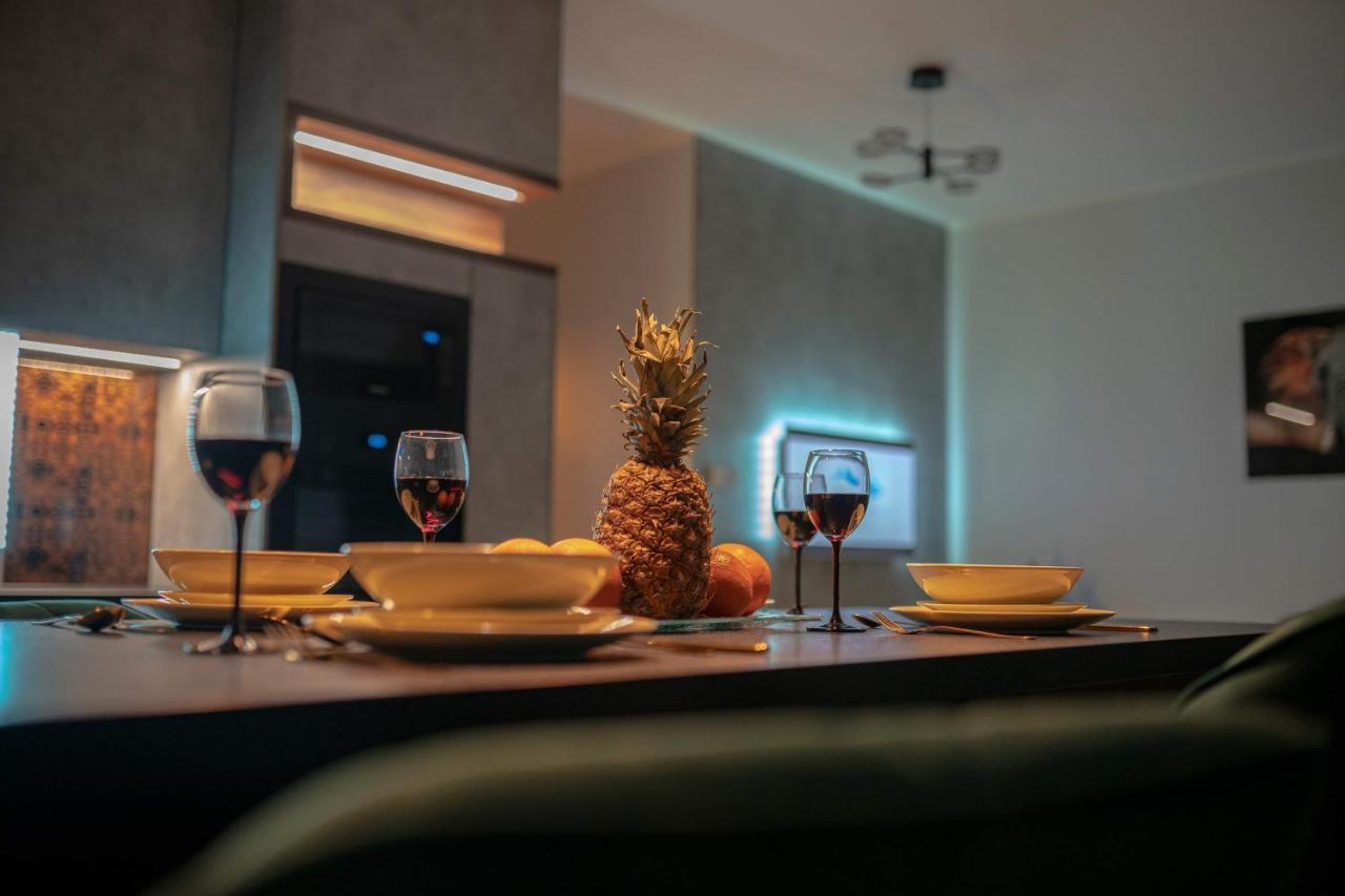 Apartament W Cieplicach Deluxe Jelenia Gora Dış mekan fotoğraf